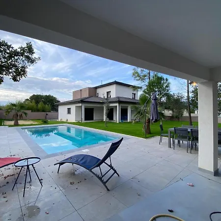 Exceptional With Swimming Pool * Boisset-et-Gaujac